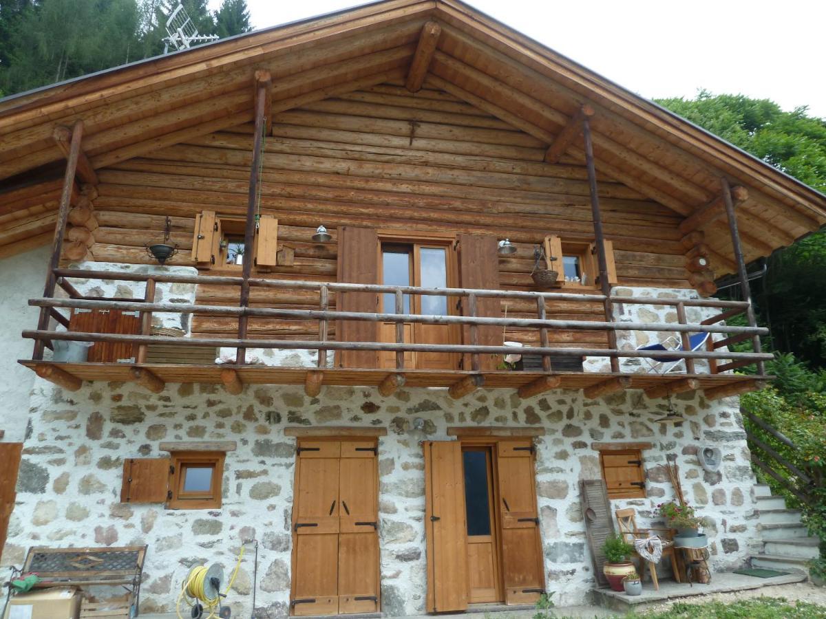 Il Ciliegio Bed & Breakfast Imer Exterior photo